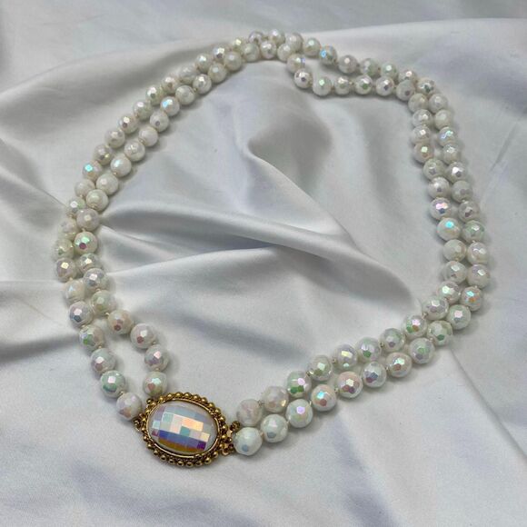 Jewelry - Early 2000's Shimmery Iridescent Double Strand Faux Pearl Brooch Pin Necklace